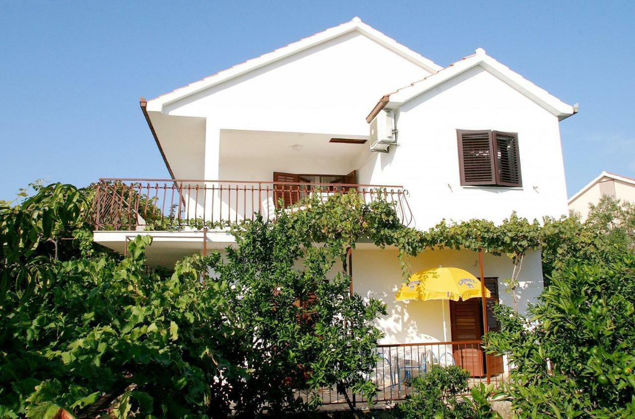 Apartments Mirja - 100M From The Beach & Parking Trogir Kültér fotó